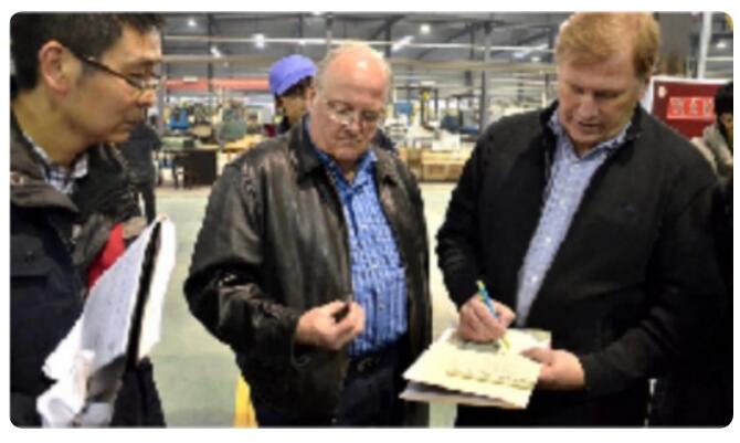 ɶ޹˾ʮ꣺ʷǨҵ̳Ĺʻ֮·